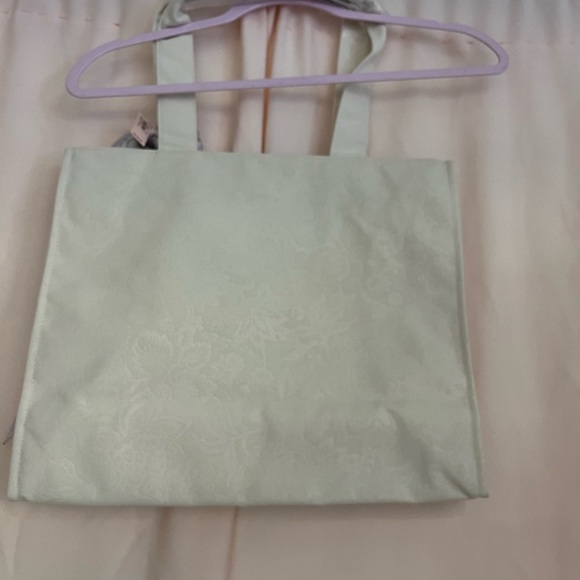 Victoria's Secret Cream Tote Bag with Scarf Accent - Picture 4 of 10